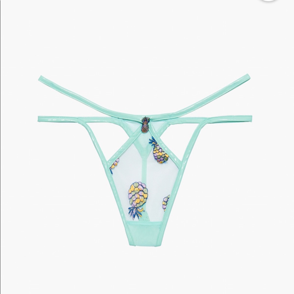 Savage fenty thong